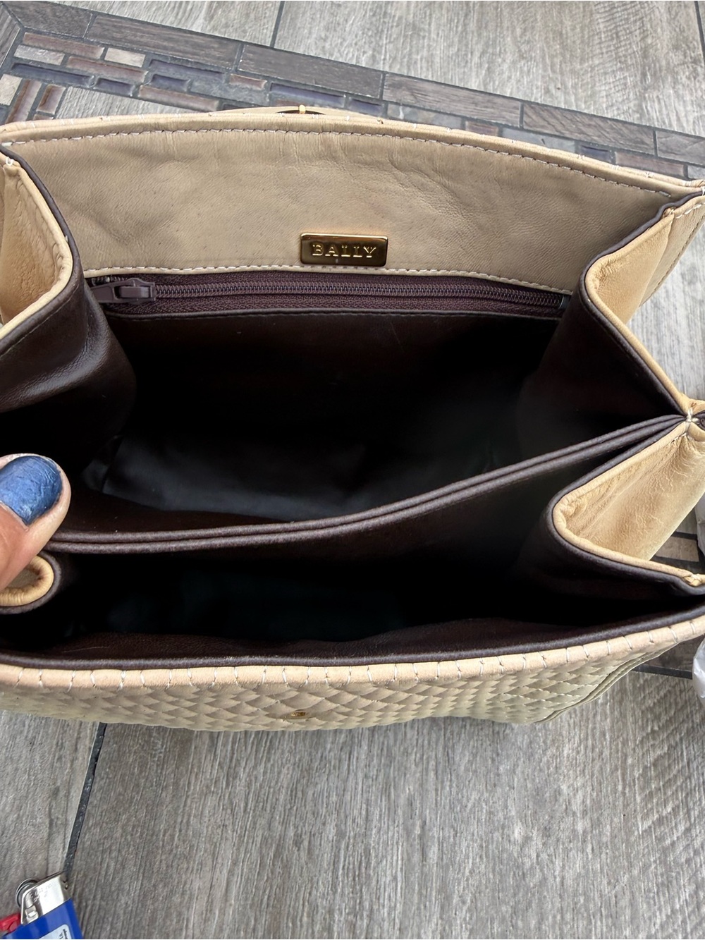 Bally Quilted Cream Top-Handle Satchel with Gold Hardware - Picture 12 of 13